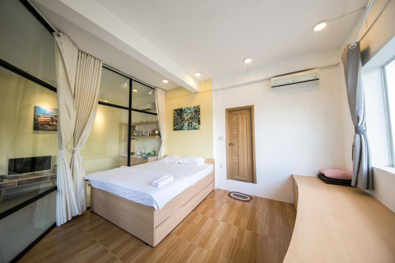 Scandinavian Apartment With Balcony In Bui Vien Ho Chi Minh-staden Exteriör bild
