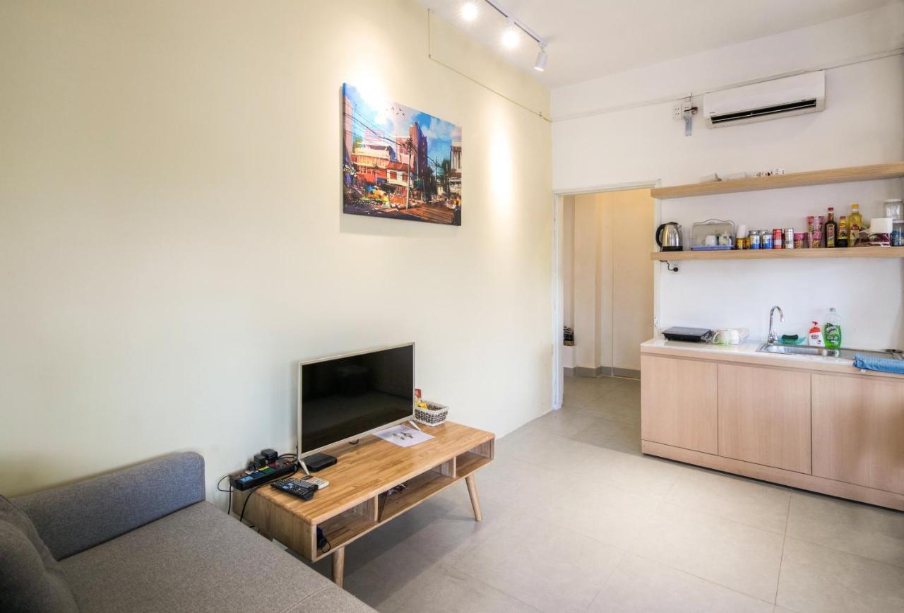Scandinavian Apartment With Balcony In Bui Vien Ho Chi Minh-staden Exteriör bild
